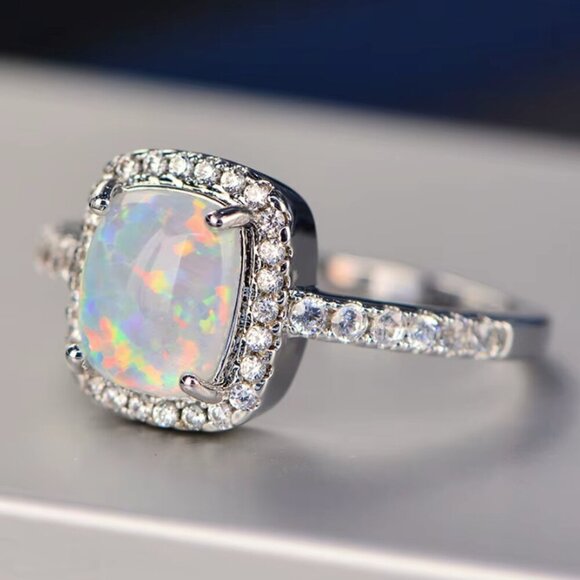 NEW 18k White Gold Diamond Opal Ring Cushion Cut Size 5 - Picture 2 of 2